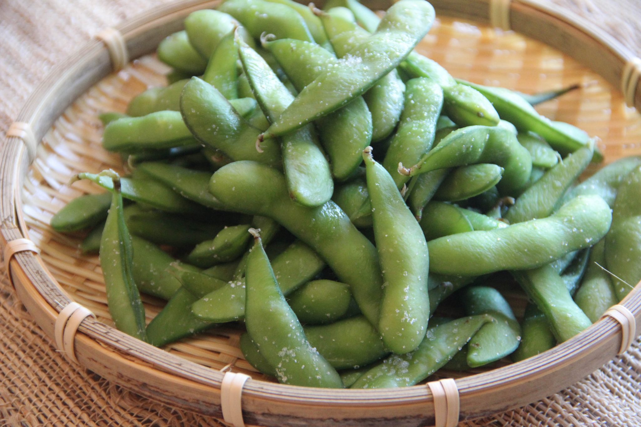 What are some recipes that contain edamame beans?