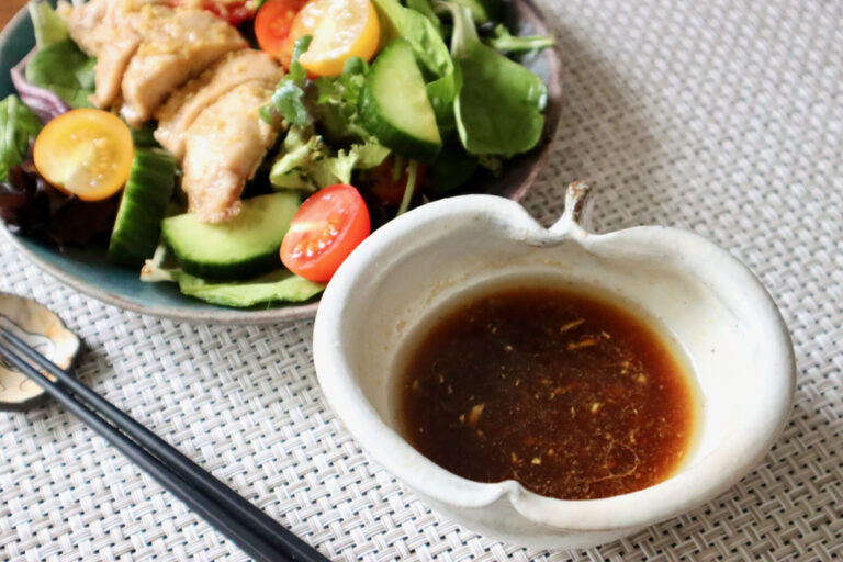 Simple Japanese Ginger Dressing (Soy Ginger Dressing)