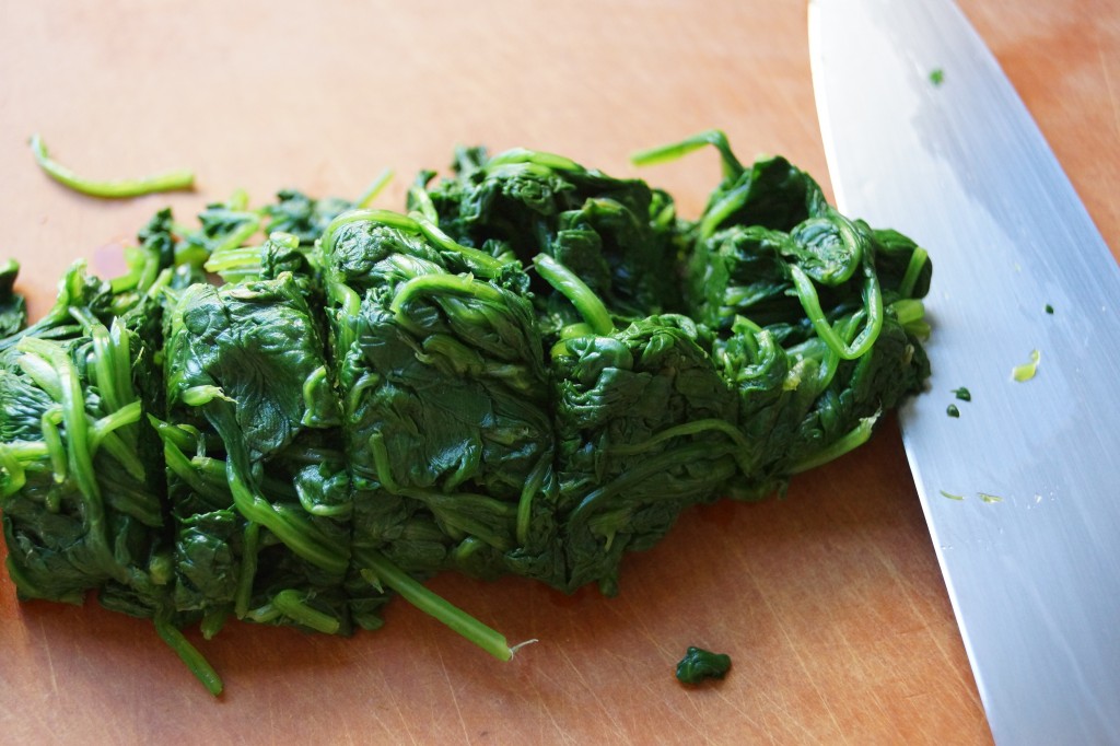 spinach with sesame sauce