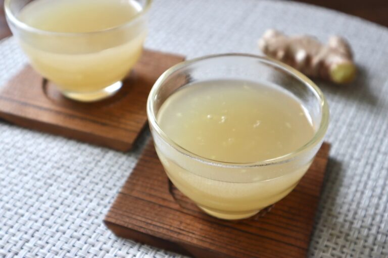 Shogayu (Japanese Ginger Tea)