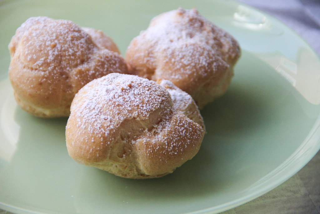 Choux Cream (Cream Puffs) 