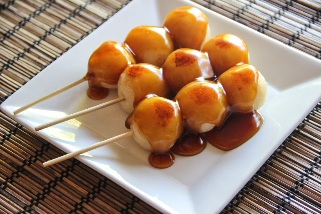 Mitarashi dango