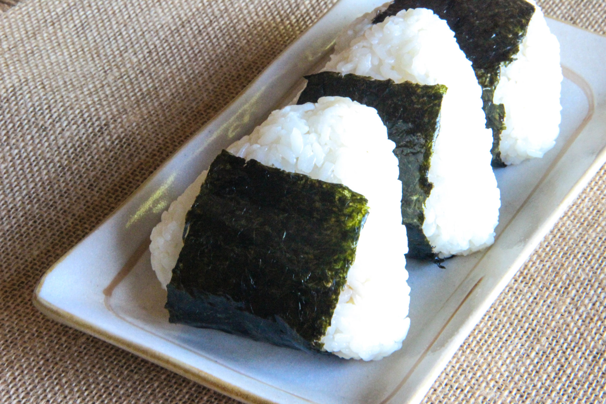 Hasil gambar untuk onigiri