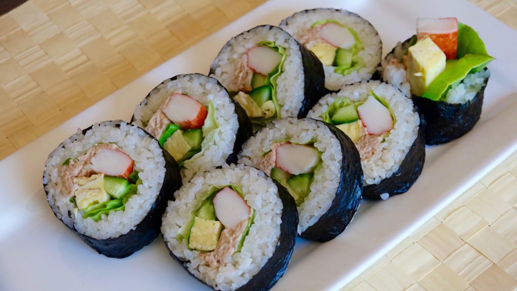 Salad Maki Sushi