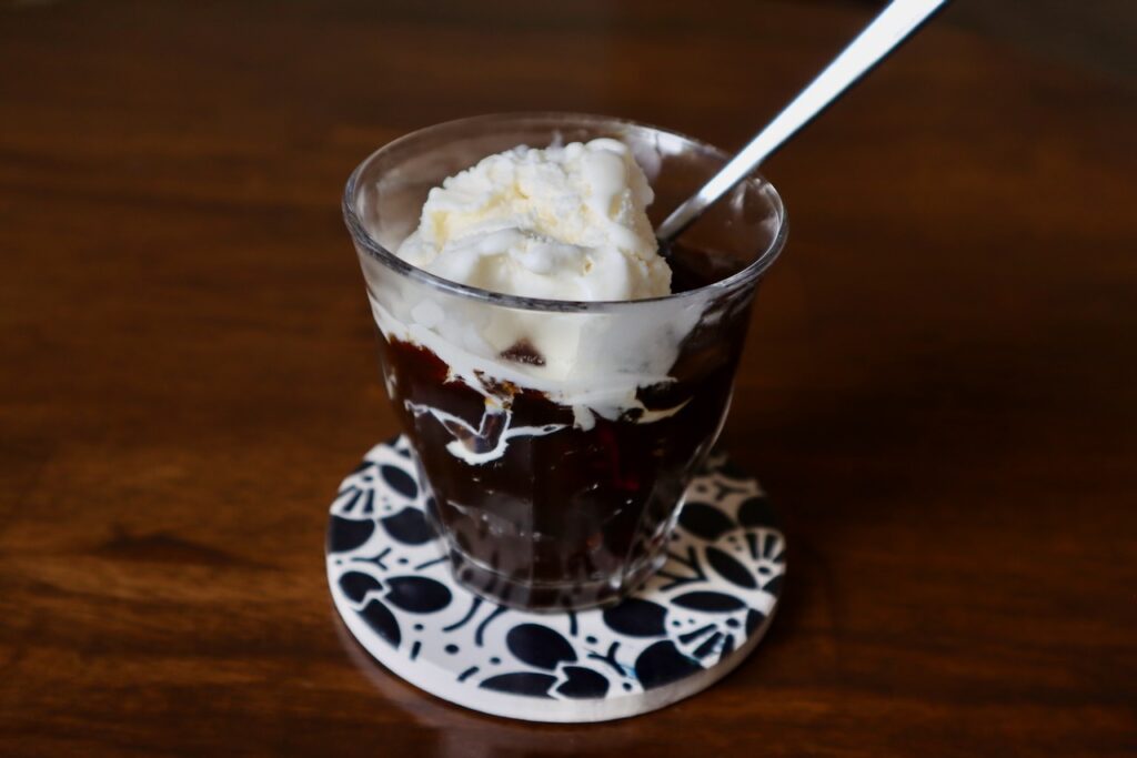Coffee Jelly with Ice Cream