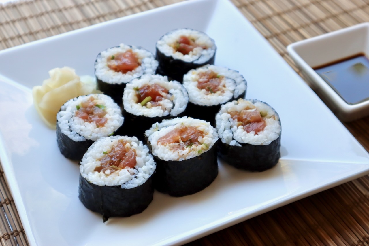 Makizushi (Japanese Tuna Roll) Recipe