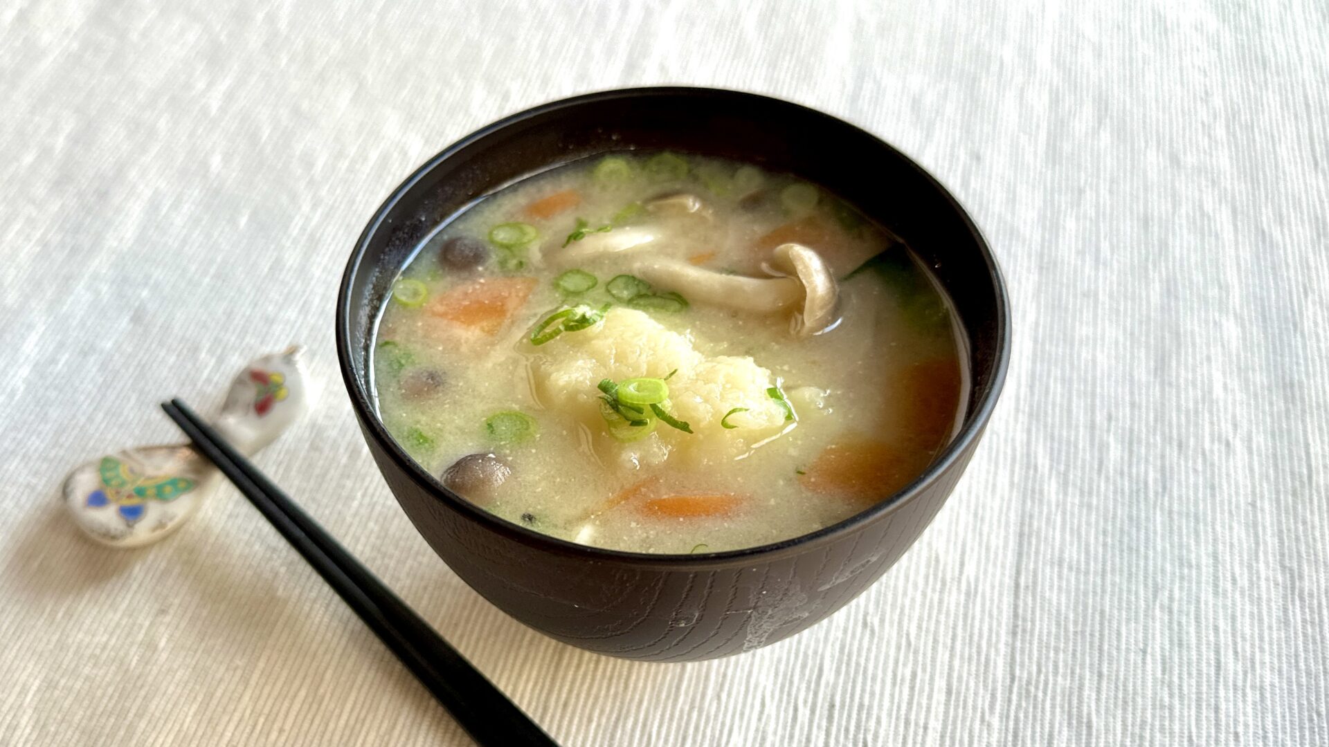 Kombu Chicken Soup with Carrots and Mushrooms Recipe