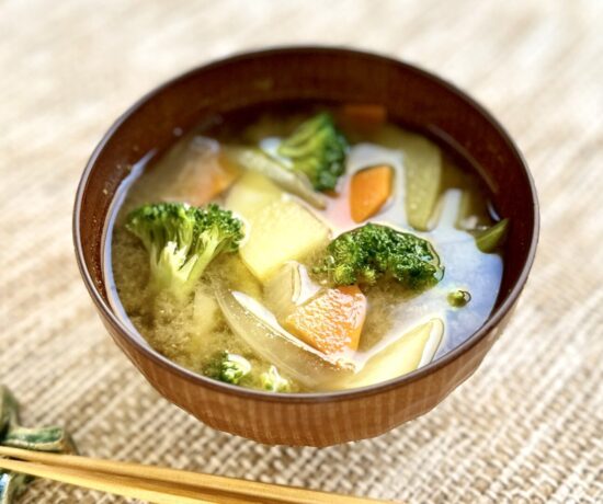 Miso Soup with Vegetable Broth