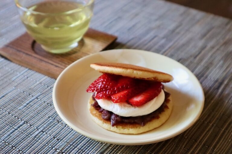 Strawberry and Cream Drayaki